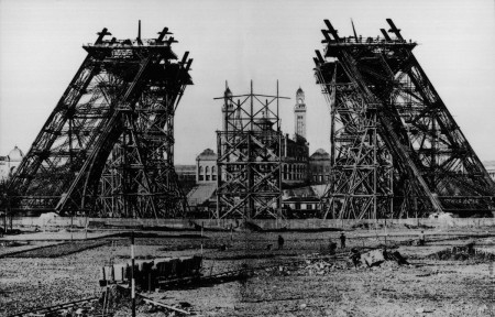 La Torre Eiffel en construcción