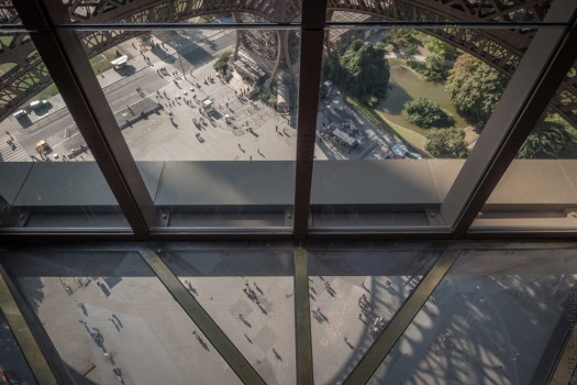 the-glass-floor
